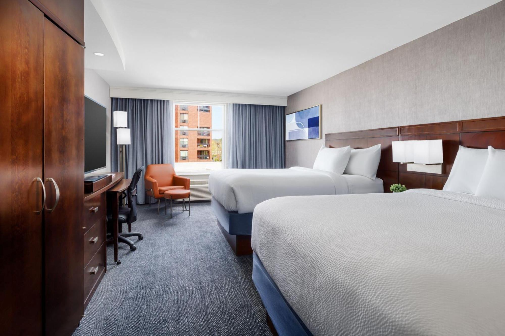 Courtyard Keene Downtown Екстер'єр фото