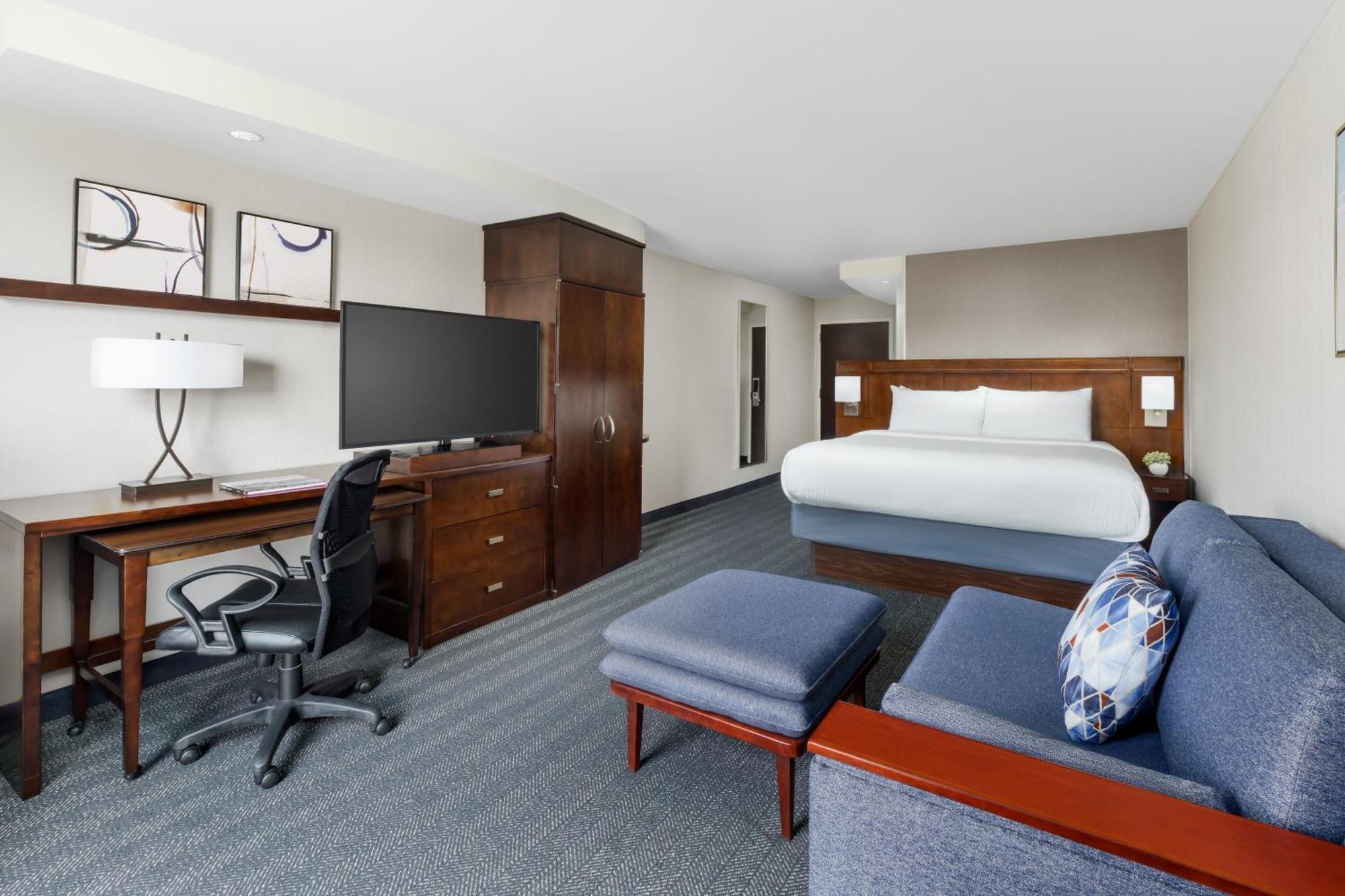 Courtyard Keene Downtown Екстер'єр фото