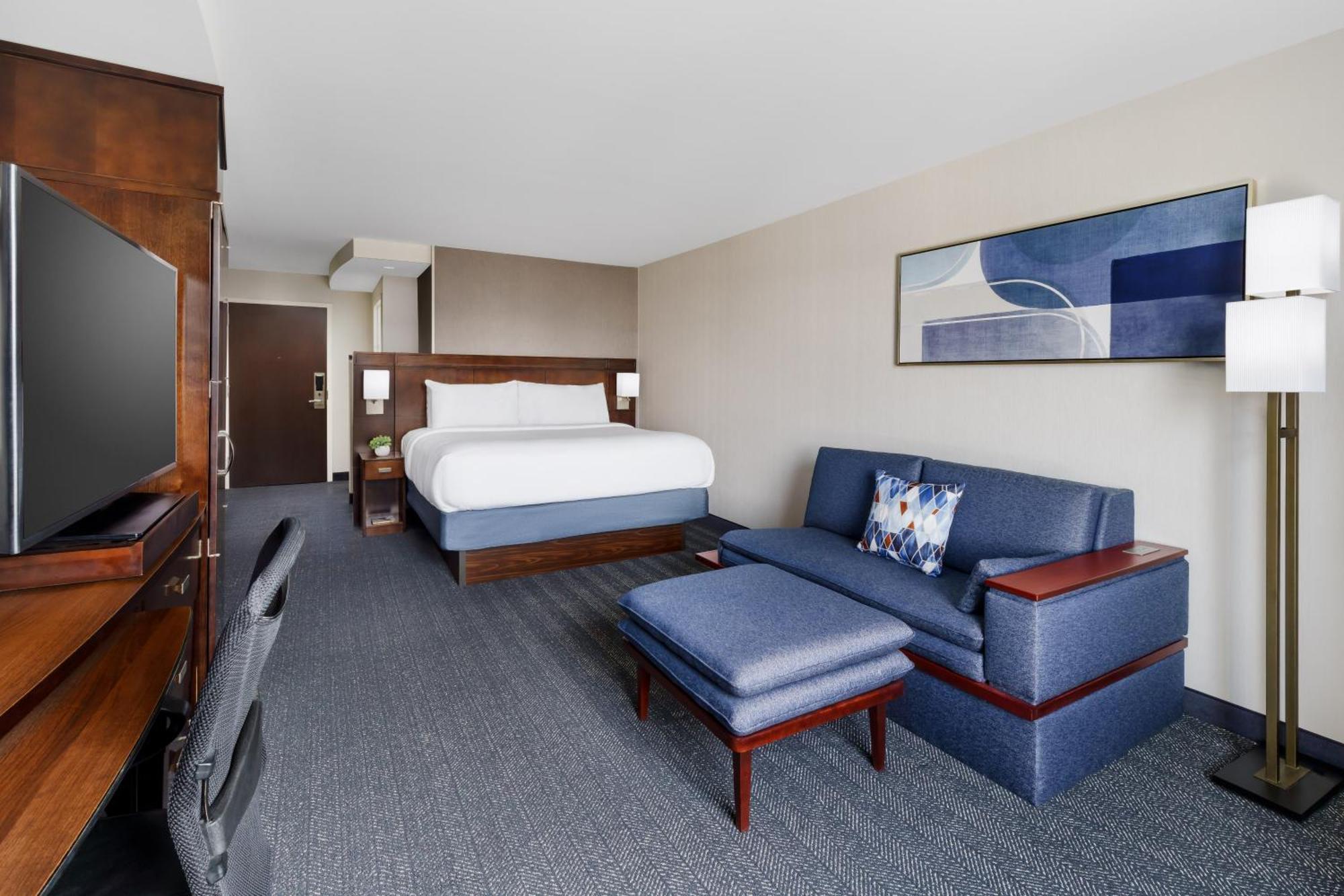 Courtyard Keene Downtown Екстер'єр фото
