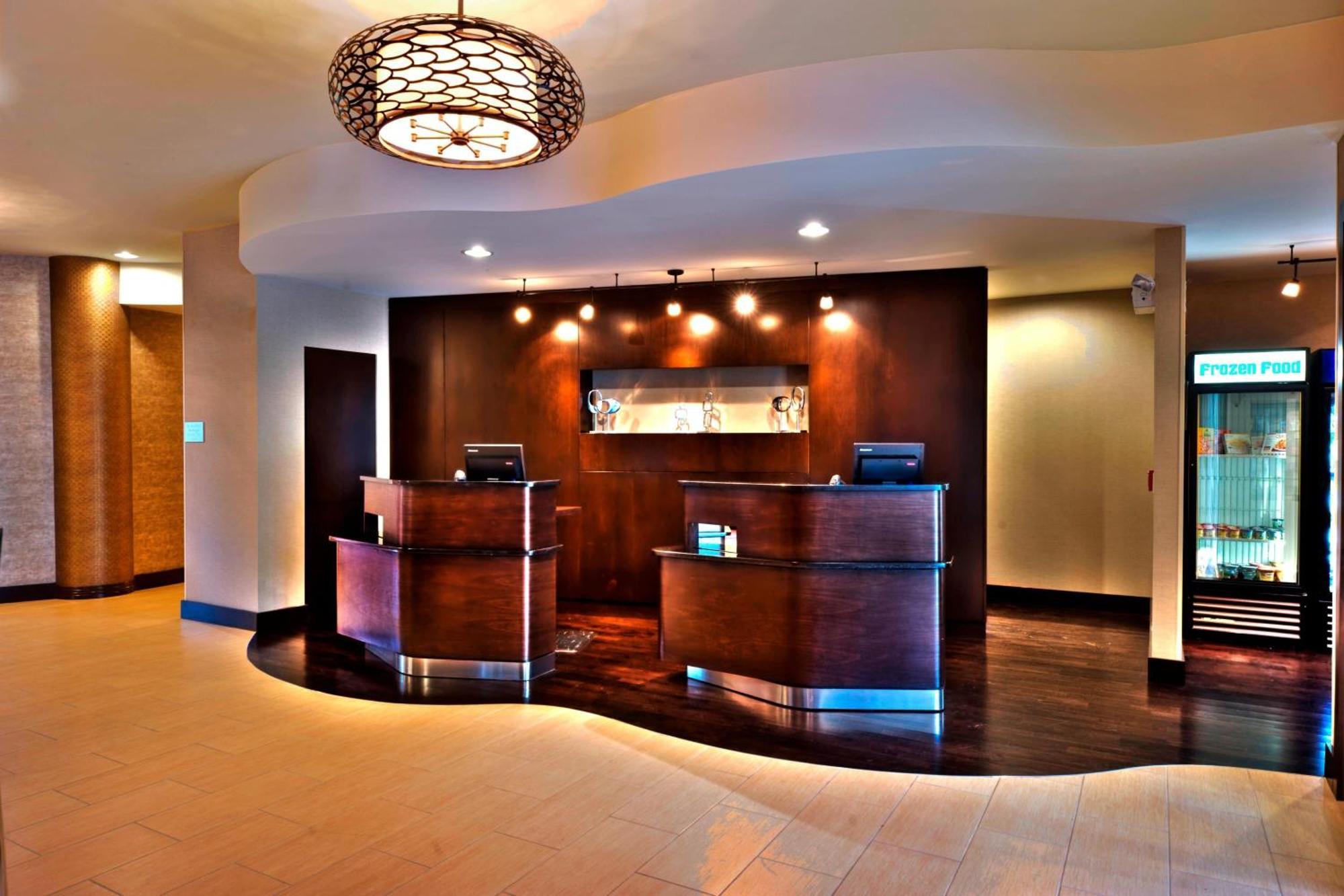 Courtyard Keene Downtown Екстер'єр фото