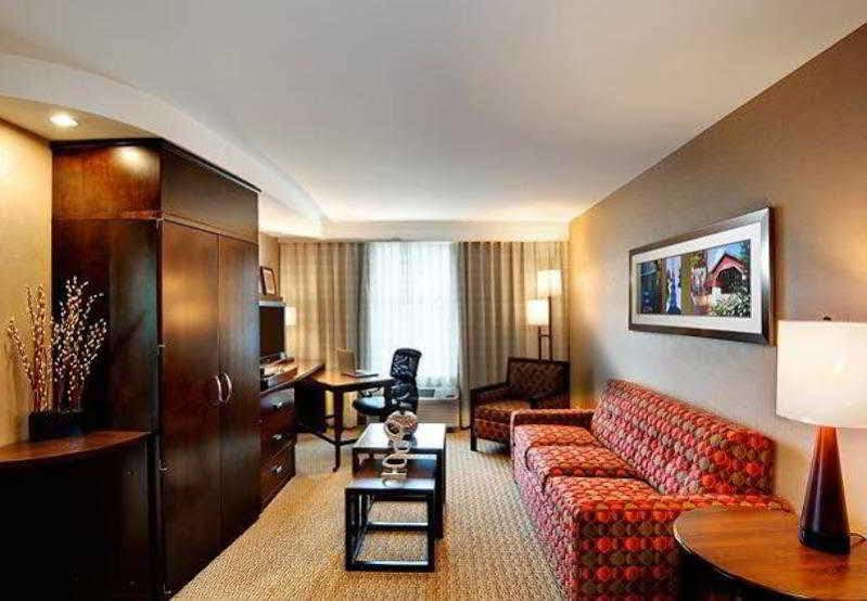 Courtyard Keene Downtown Екстер'єр фото